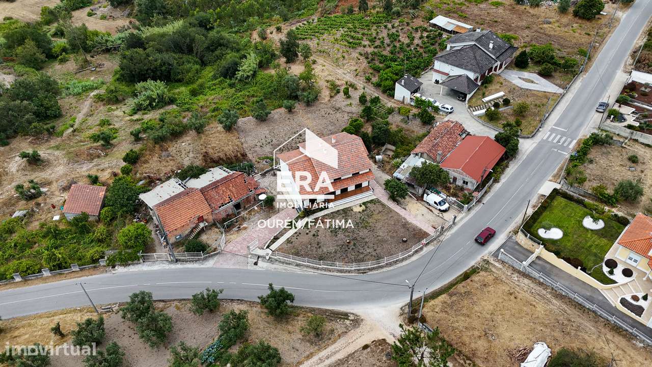 Moradia T5 no Olival, Ourém-54