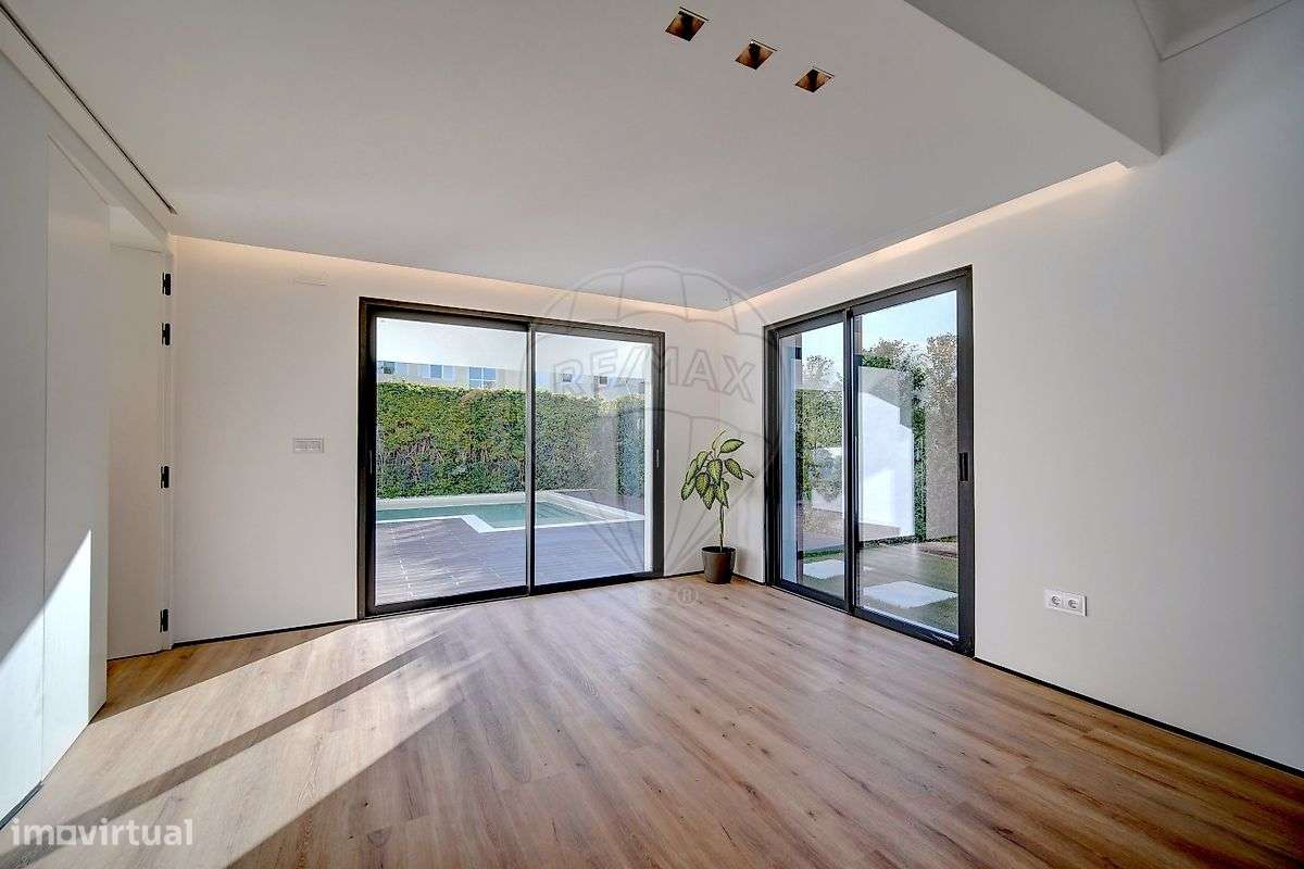 Moradia T5 para venda-11