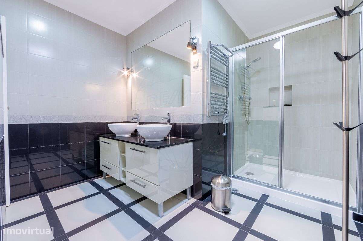 Apartamento T4 para venda-18