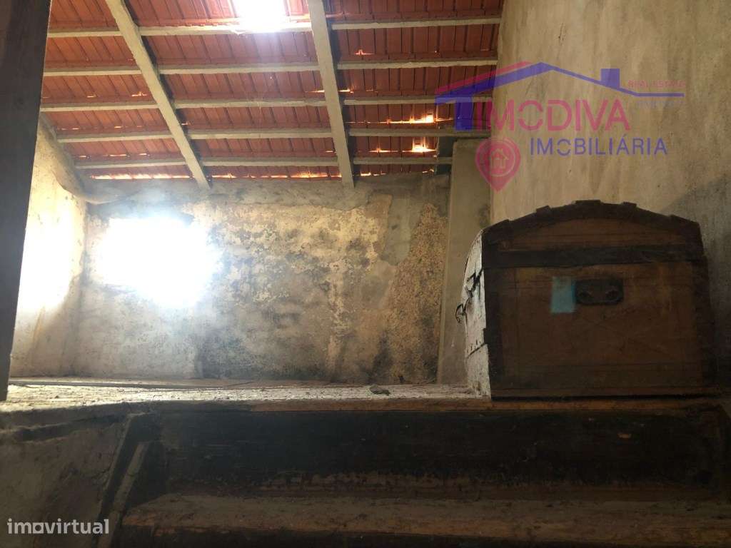 CASA SENHORIAL E TERRENO, CASTANHEIRA DE PERA-34