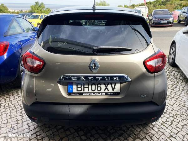 Renault Captur - 4