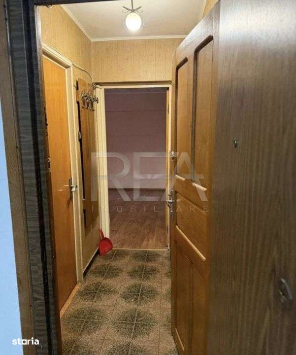 3 camere P/8, centrala-Drumul Taberei-Favorit - Imagine principală: 4/8