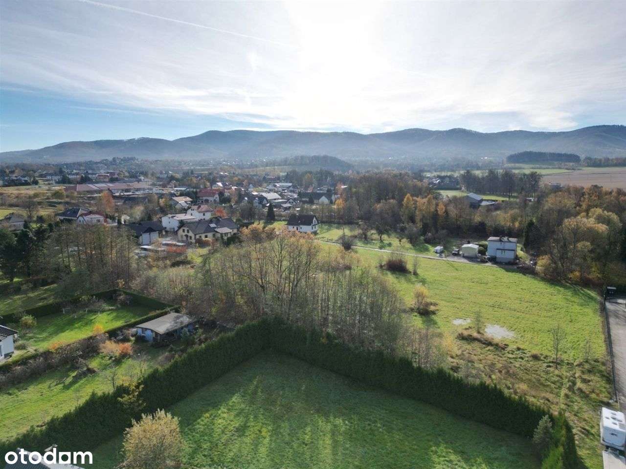 Działka w fajnej lokalizacji.-2