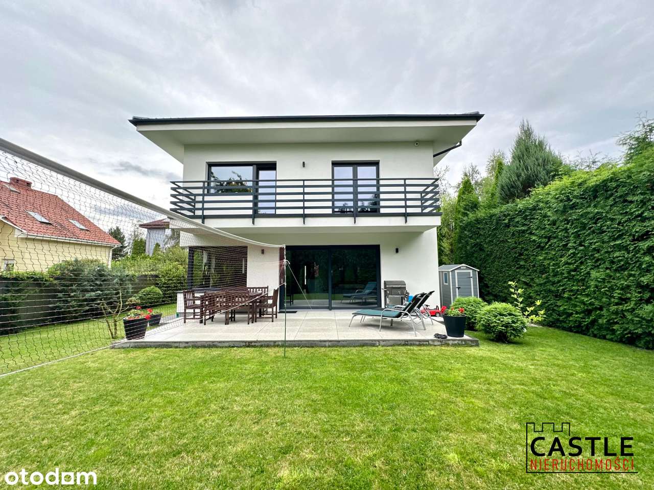 Nowoczesny dom marzeń na poznańskim osiedlu-15