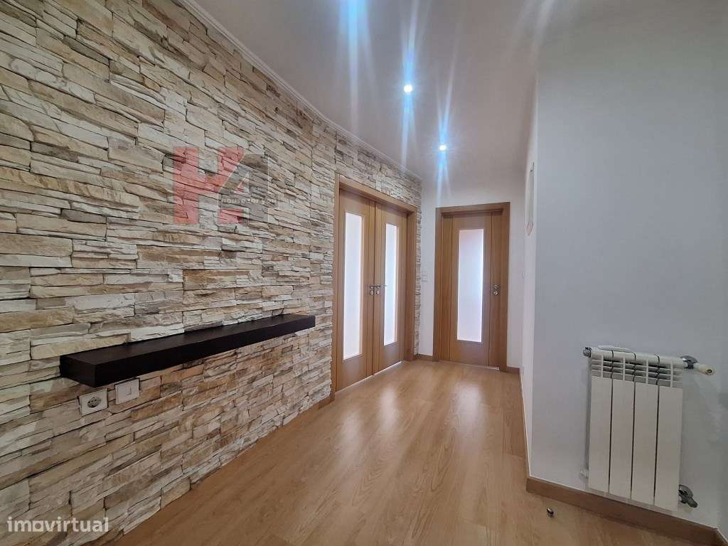 Apartamento T3 Colinas Cruzeiro com 150 m² e 4 lugares de parqueamento-11