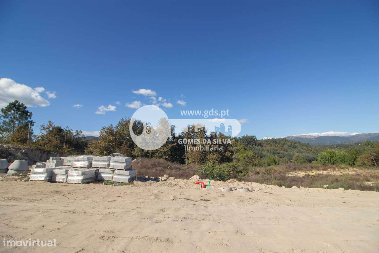 Moradia em Banda T3 Chave na Mão – Loteamento de Luxo em Águas Santas - Grande imagem: 5/16