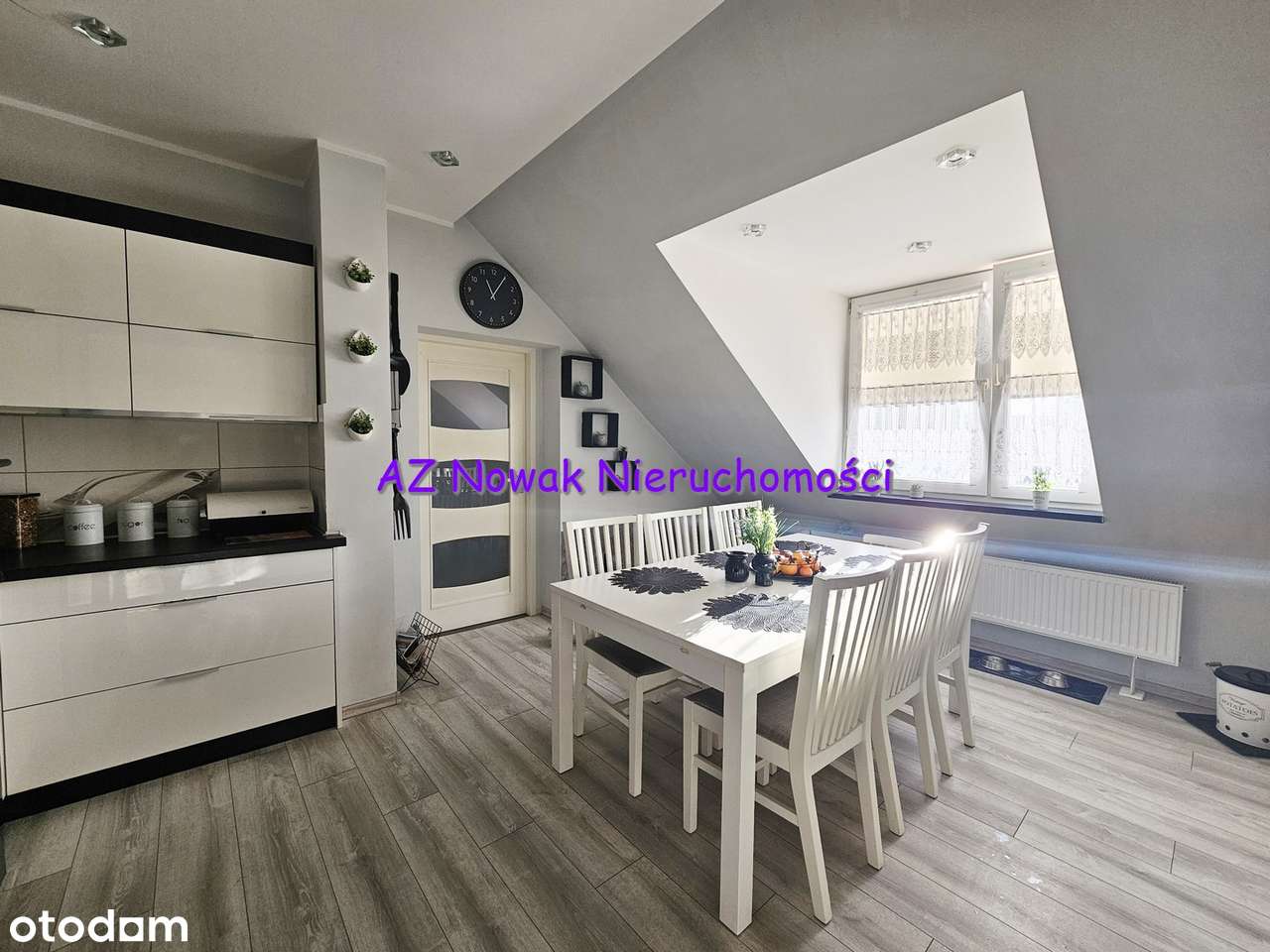 Do sprzedania przestronne mieszkanie w pobliżu parku-13