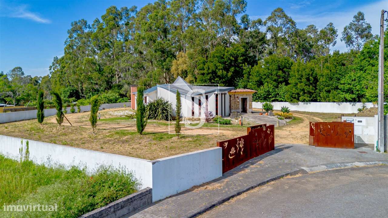 Moradia T3 Venda em Santa Maria da Feira, Travanca, Sanfins e Espargo,-47
