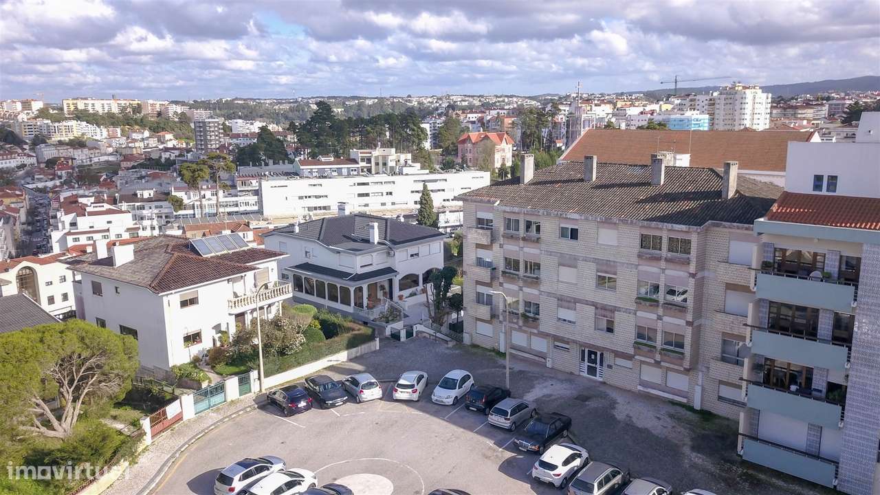 Apartamento T4 no coração de Leiria – Conforto, Espaço e Conveniência - Grande imagem: 4/15