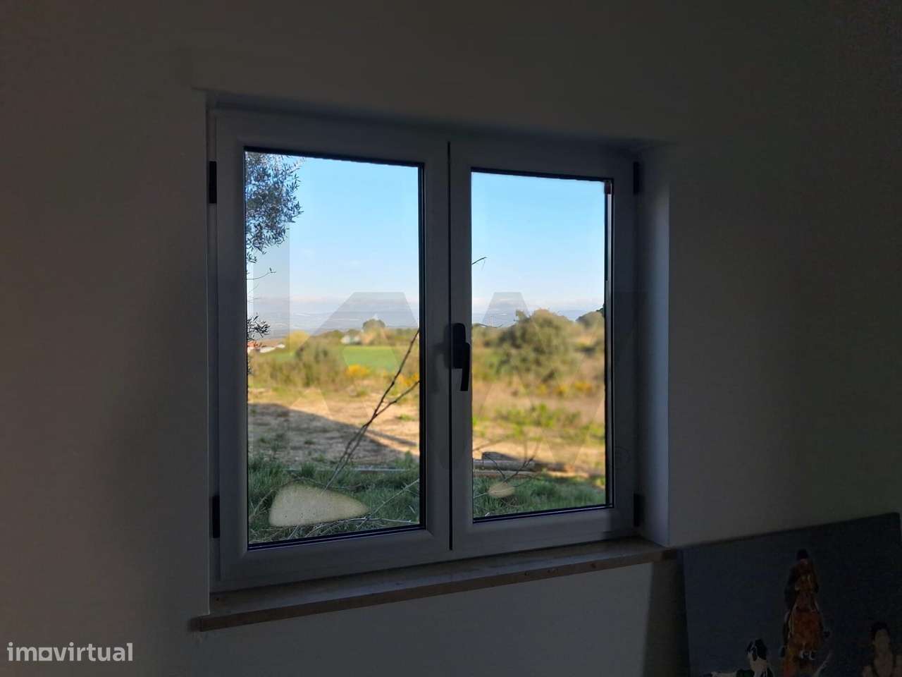 Venda moradiia T3 com terreno de 11.520m2, Isolada com piscina em A-15