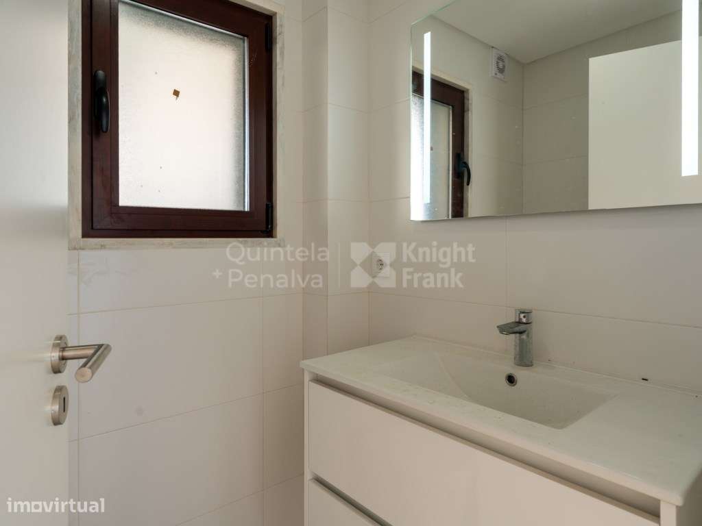 Moradia T4 com jardim, piscina e garagem em Birre-7