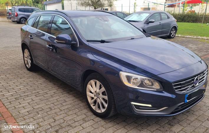 Volvo V60 1.6 D2 Drive Kinetic Powershift Start/Stop - 3