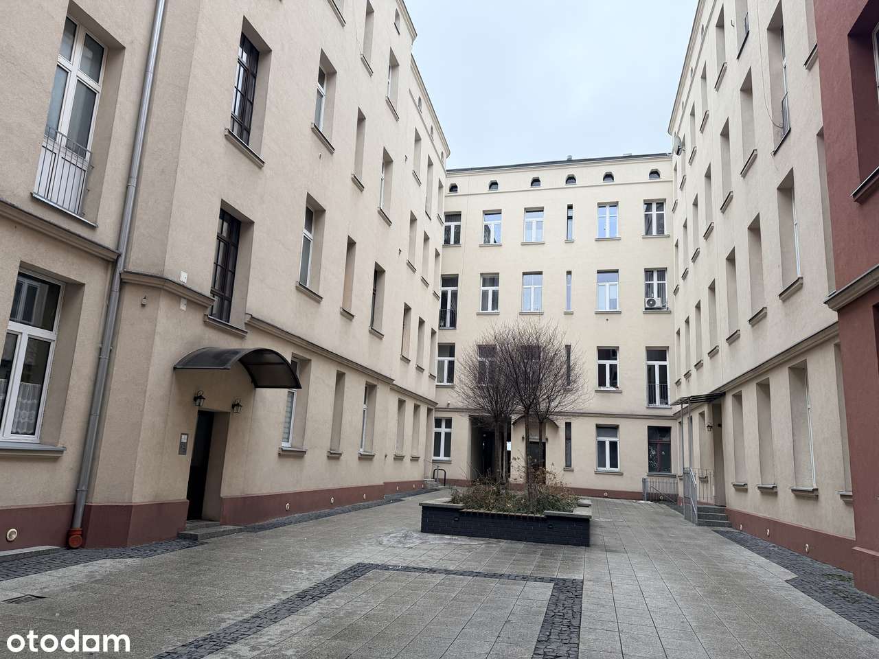 Przestronne - 88,44 mkw - zadbana , elegancka kamienica!-15