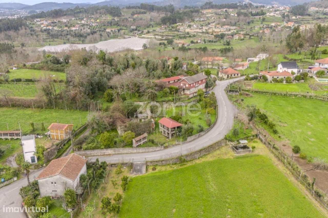 Quintinha em Fafe com 1989 m2 de terreno para venda-6