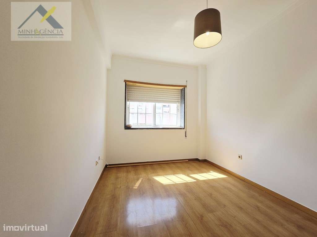 Apartamento T2 no Vale do Cobro em Setúbal-18