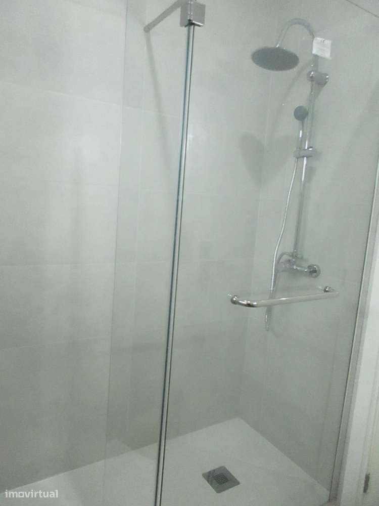 T3 Aguas Santas, Corim com garagem box-21