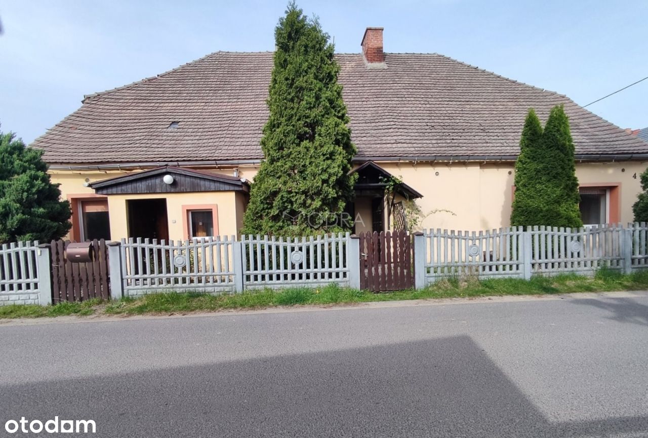 Dom, 366 m², Ratowice