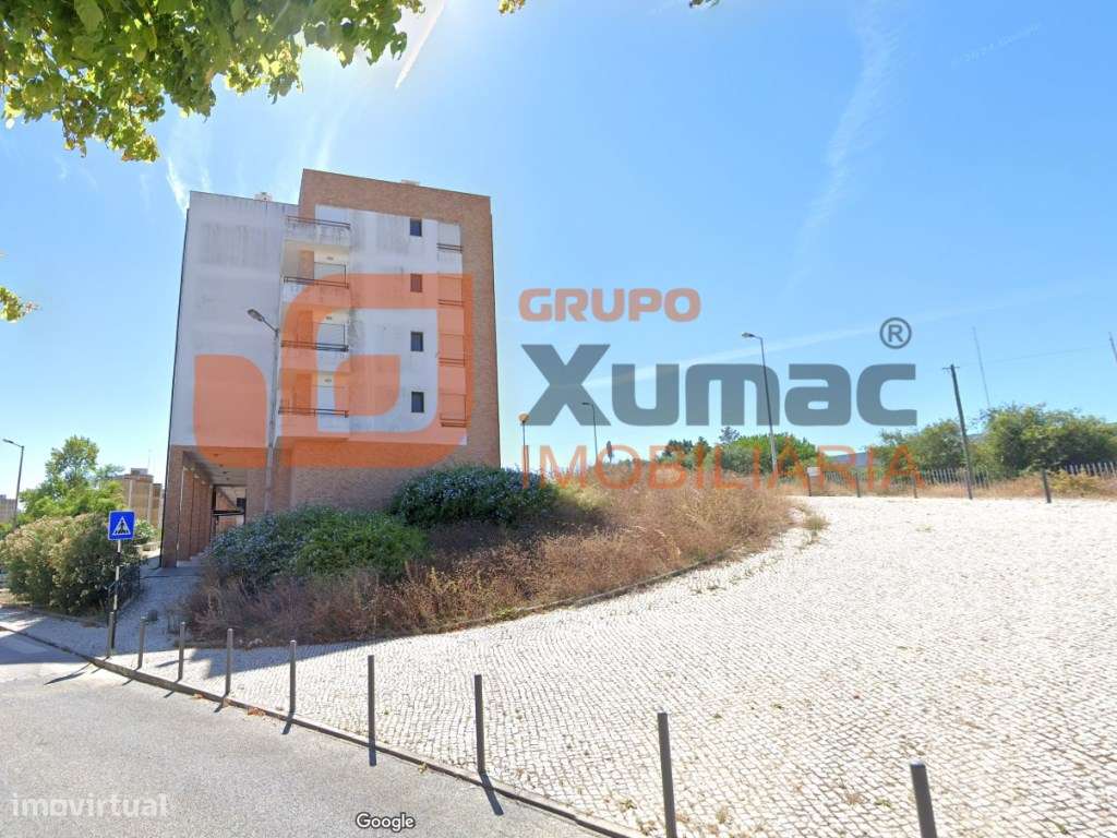 Espaço comercial no Monte da Caparica, com possibilidade para dois ... - Grande imagem: 2/19