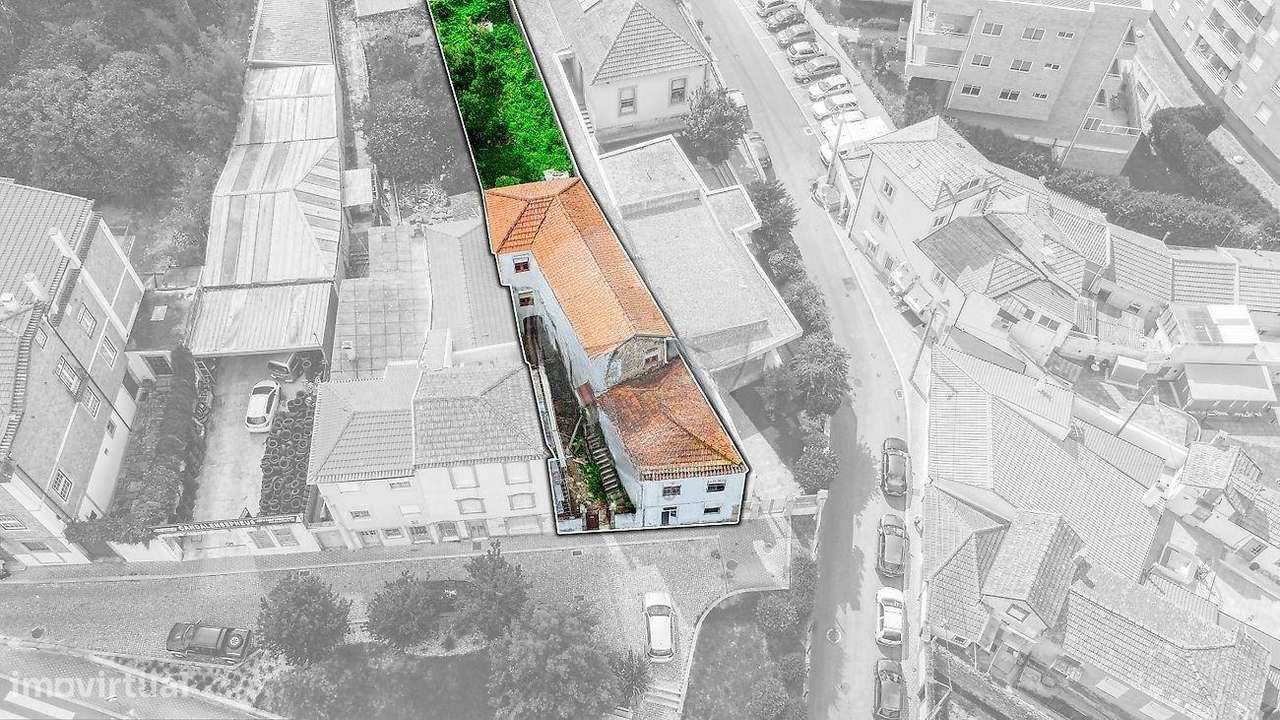 Moradia de 3 Pisos para Renovar Candal-6