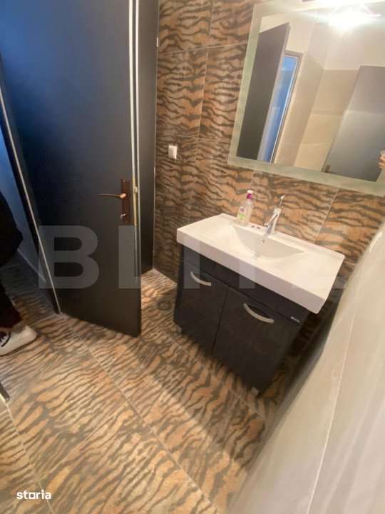 Spatii birouri de inchiriat sau croitorie - Imagine principală: 5/6