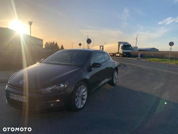 Volkswagen Scirocco 2.0 TSI DSG - 8