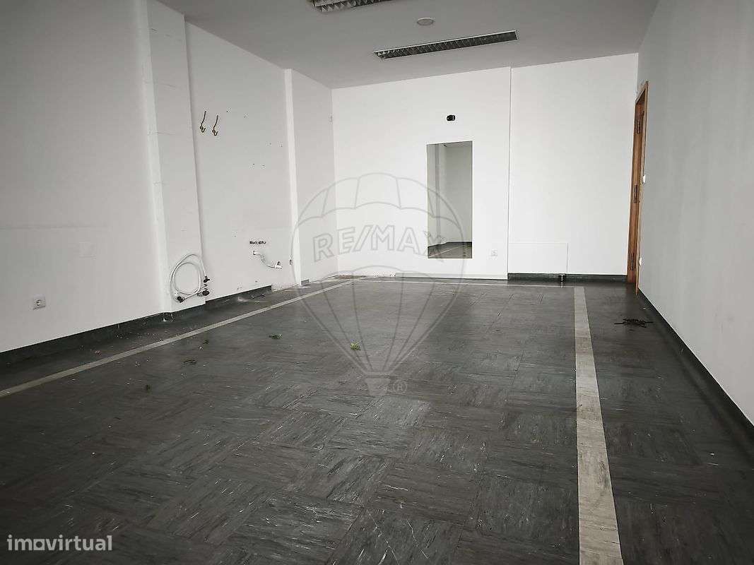 Loja  para arrendamento - Grande imagem: 4/13