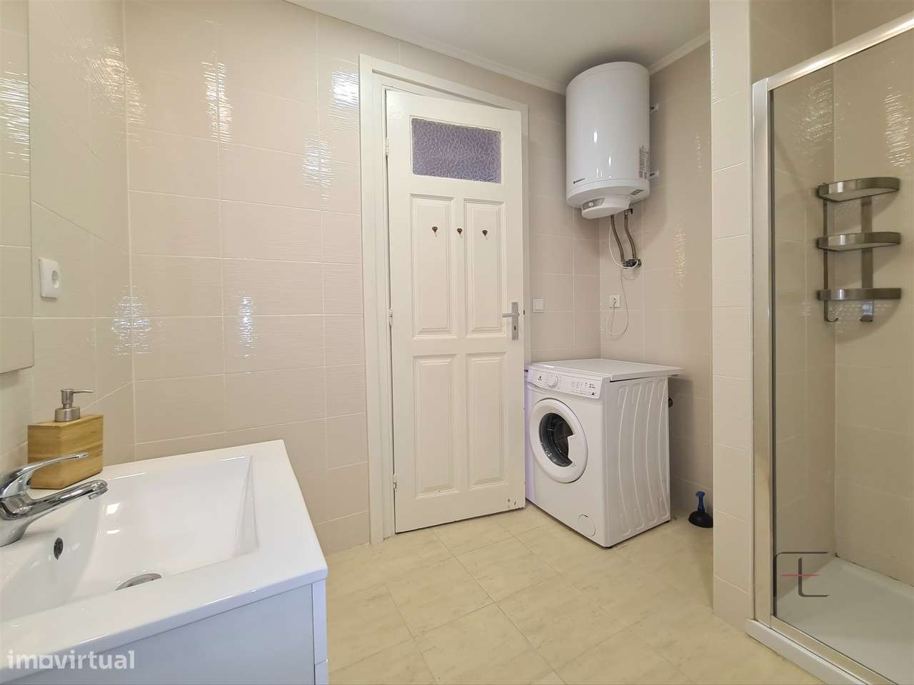 Apartamento T2+1, centro cidade Espinho-17