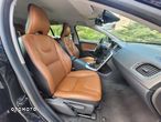 Volvo V60 D3 Momentum - 11