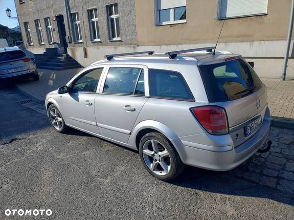 Opel Astra III 1.9 CDTI - 8