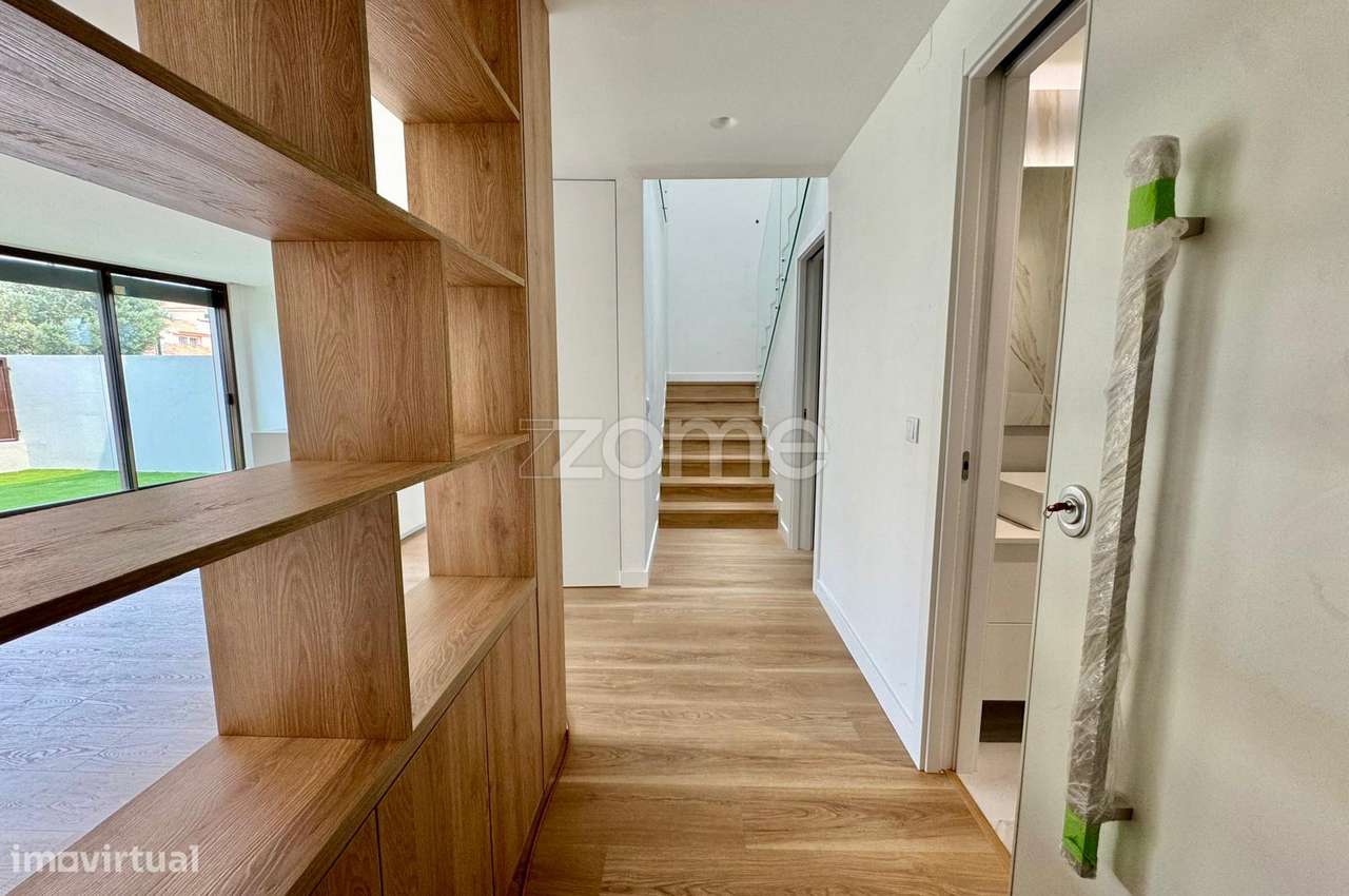 Apartamento T3 Novo em Bicesse - Grande imagem: 2/29