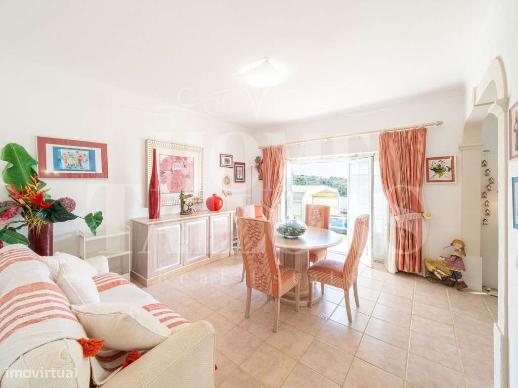 Moradia T3 com Jardim e Piscina entre Mafra e Ericeira-16