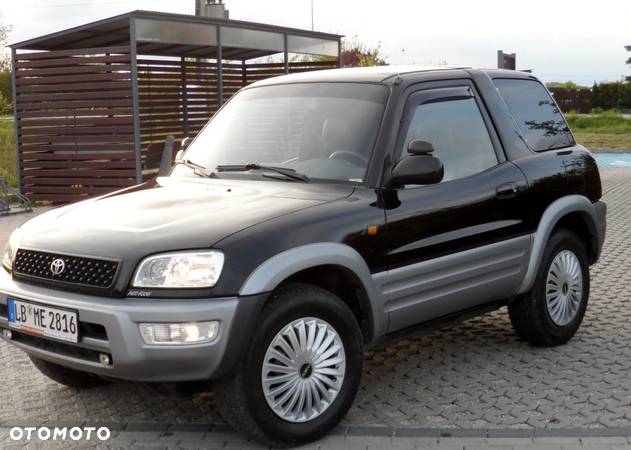 Toyota RAV4 2.0 - 15