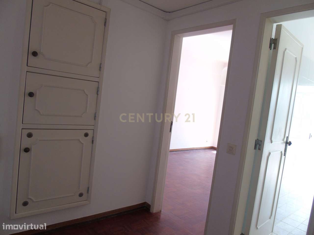 Apartamento T1 em Oeiras com Varanda - Grande imagem: 3/27