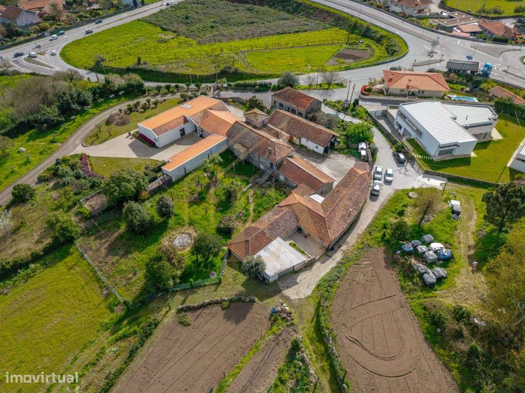 Quinta com Potencial de Expansão | Lordelo - Guimarães-6