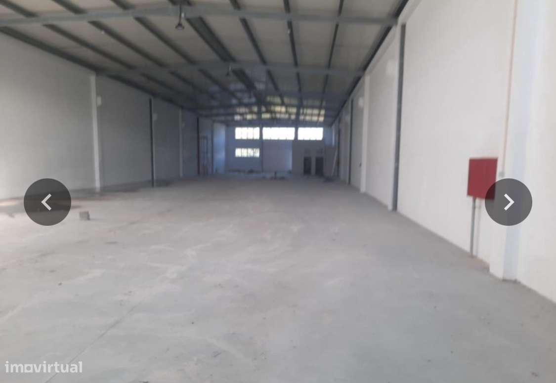 Armazém em Fragoso - Grande imagem: 5/8