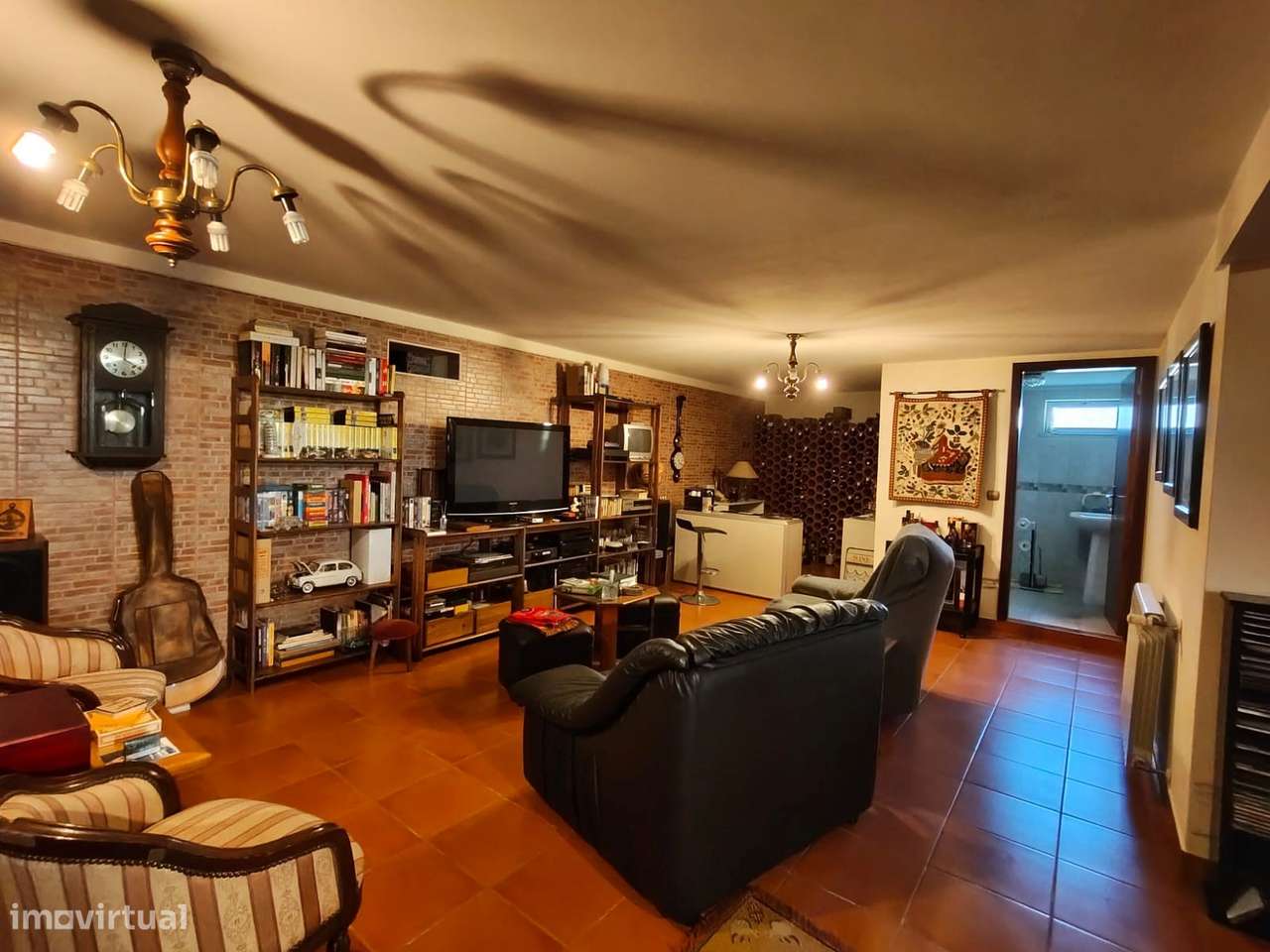 Moradia T5 + 1 / piscina/ terreno / furo / Monte Redondo / Leiria-32