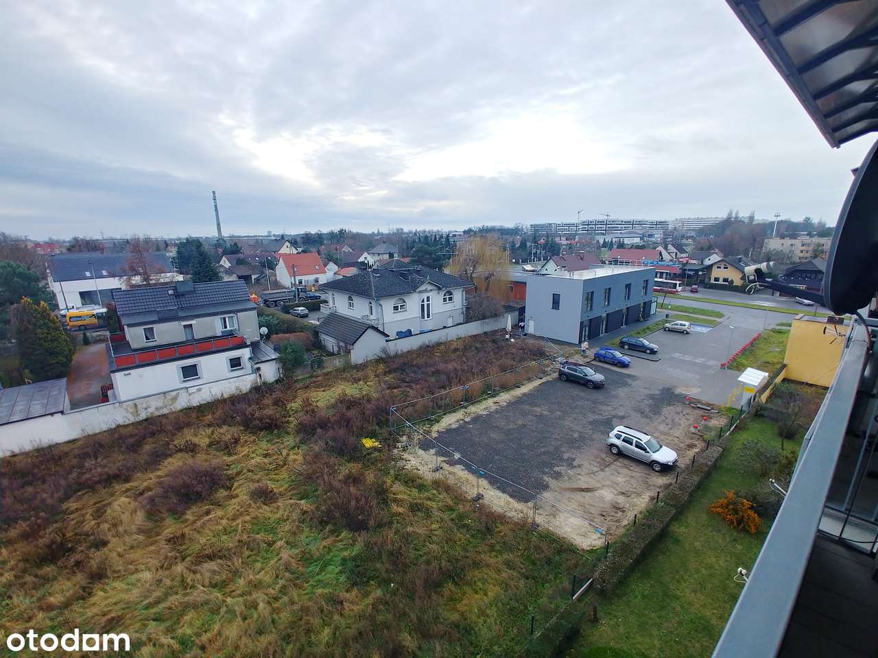 Mieszkanie w popularnej i pożądanej dzielnicy-12