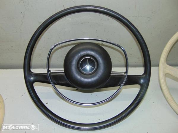 Mercedes antigo volante - 5