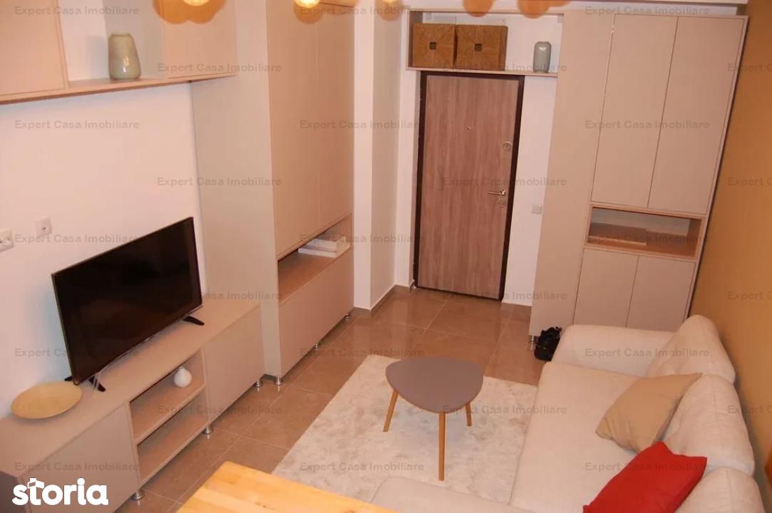Inchiriere apartament 3 camere - Petru Poni 400 euro