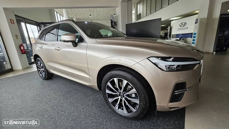 Volvo XC 60 2.0 B4 Core - 4