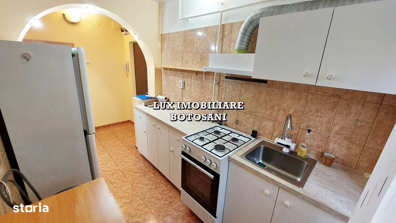 Apartament 2 camere, zona Scoala 7 - Gradinita 19-4
