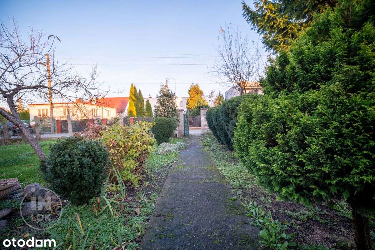 Działka z Domem w Wesołej okolicy-14