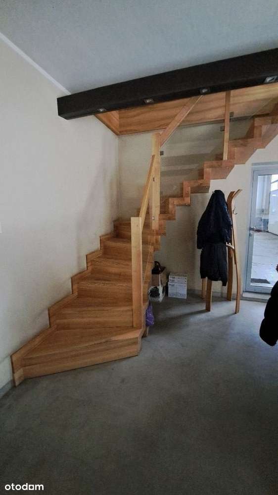 Nowa niższa cena! W pełni urządzona baza transportowa-3