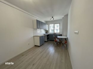 Apartament de 2 camere, 39mp, etaj intermediar, balcon, zona Vivo
