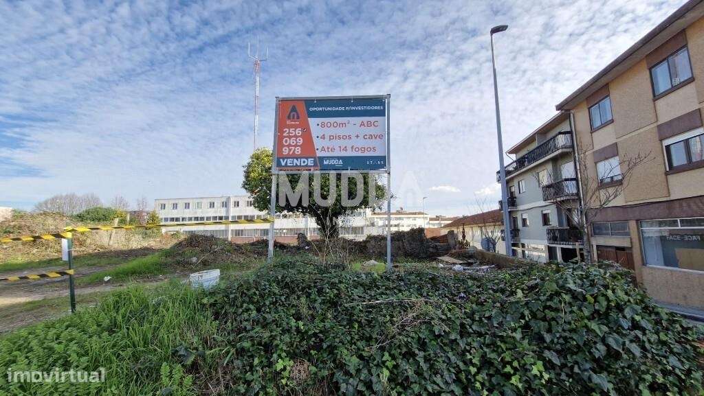 INVESTIDORES - Terreno p/ Construção no Centro de São João da Madeira-20