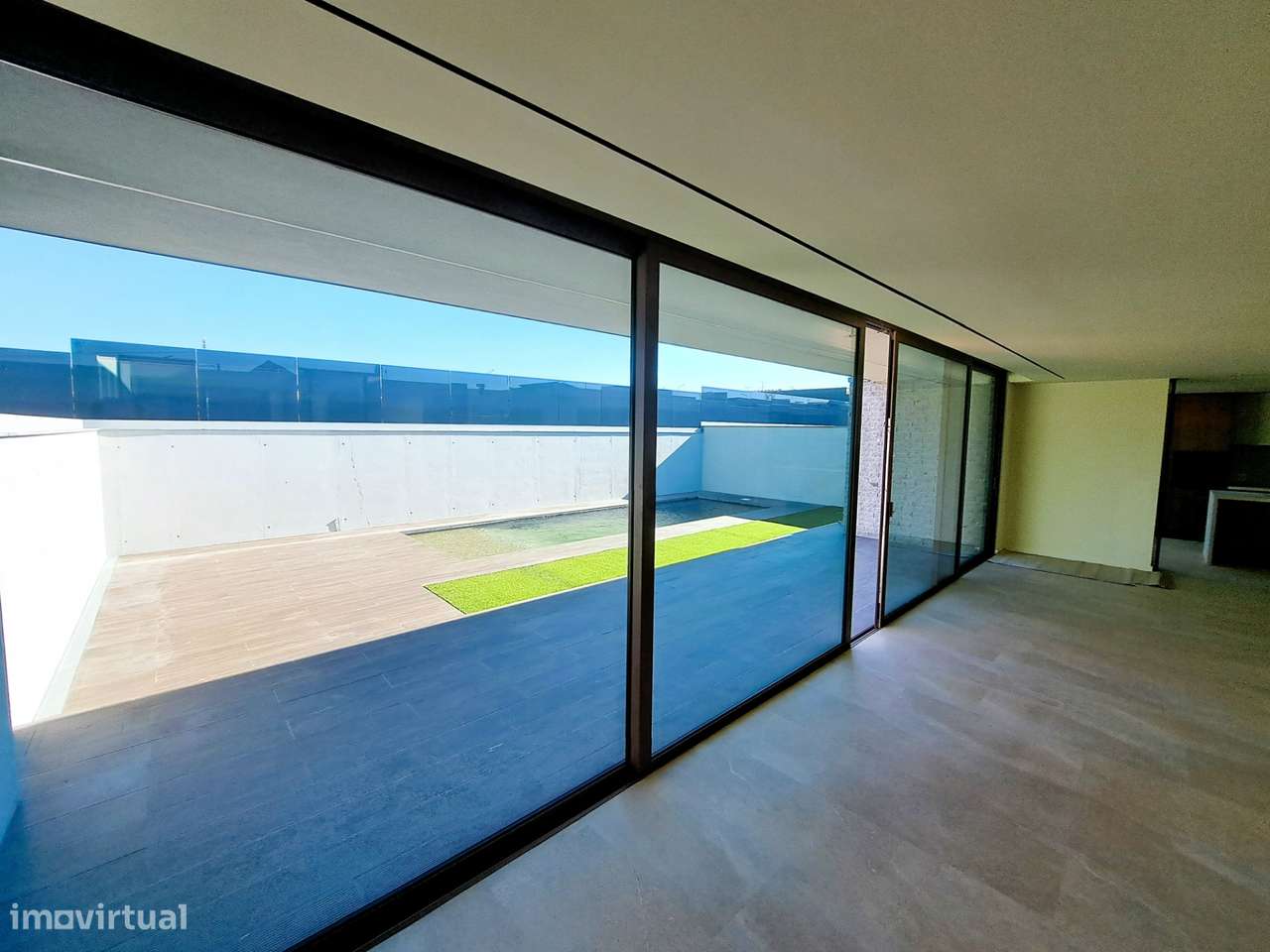 Moradias T3+1 Exclusivas – Inovação, Conforto e Design Moderno-8