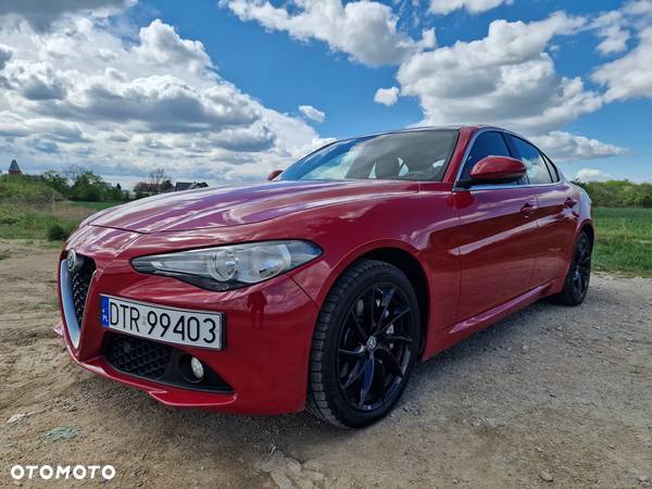 Alfa Romeo Giulia 2.0 Turbo 16V AT8-Q4 Ti - 6