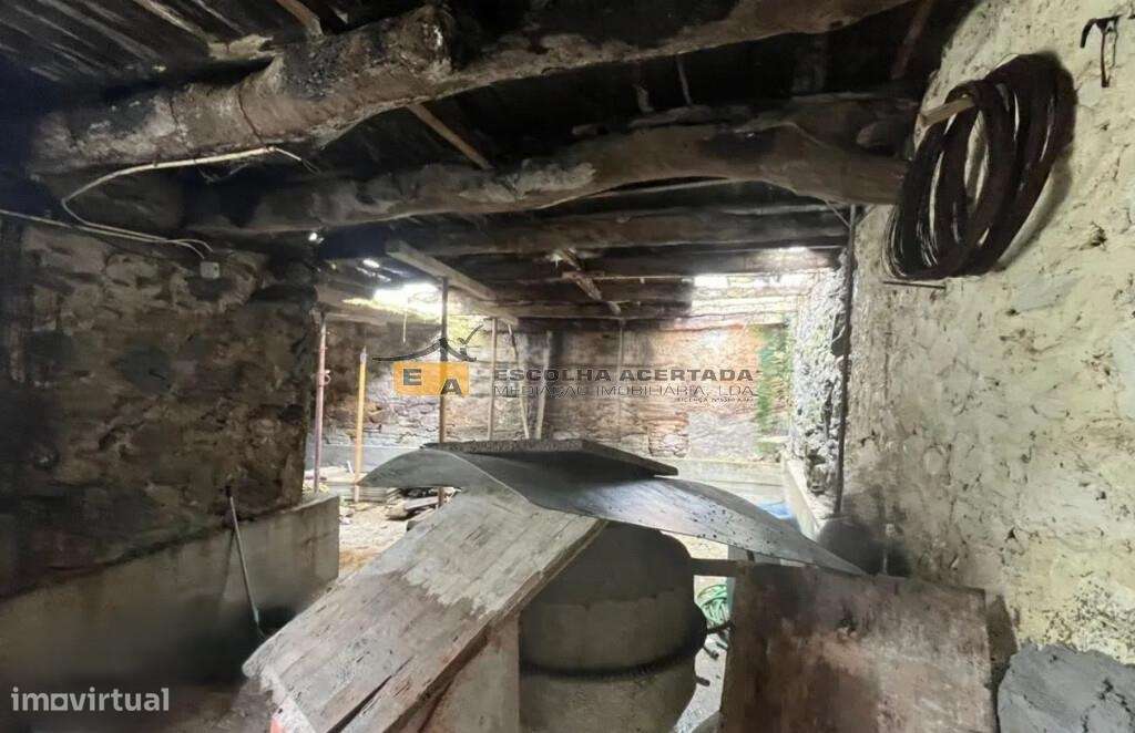 Moradia T2 com Projeto Incluído no Centro de Melres - Grande imagem: 5/45