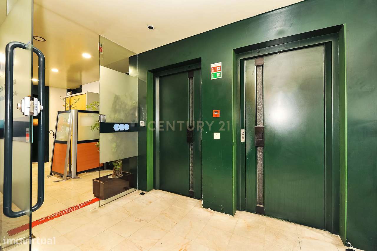 Edifício Areeiro de 2.230m2 p/ Residência Universitário c/ Projeto Apr - Grande imagem: 5/16