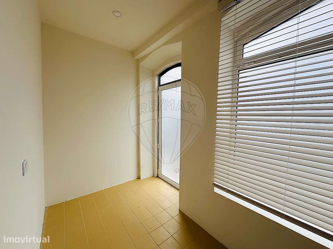 Apartamento T2 para arrendamento - Grande imagem: 2/17